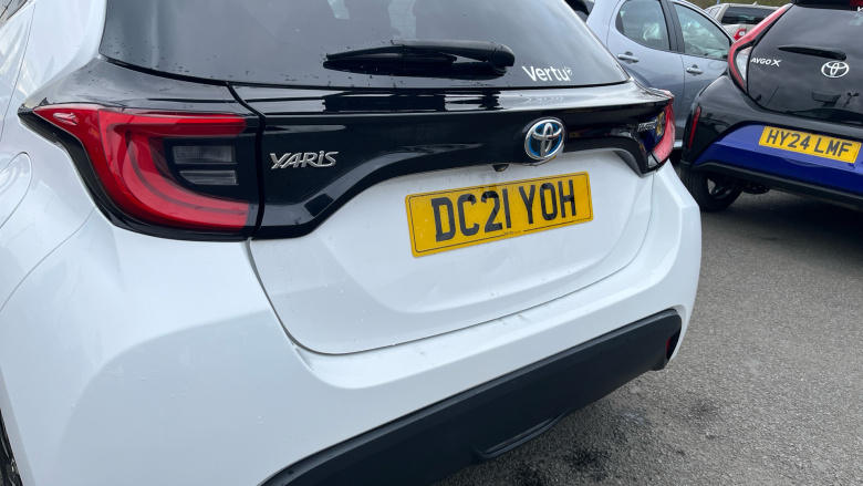 Toyota Yaris 1.5 Hybrid Design 5dr CVT Hybrid Hatchback